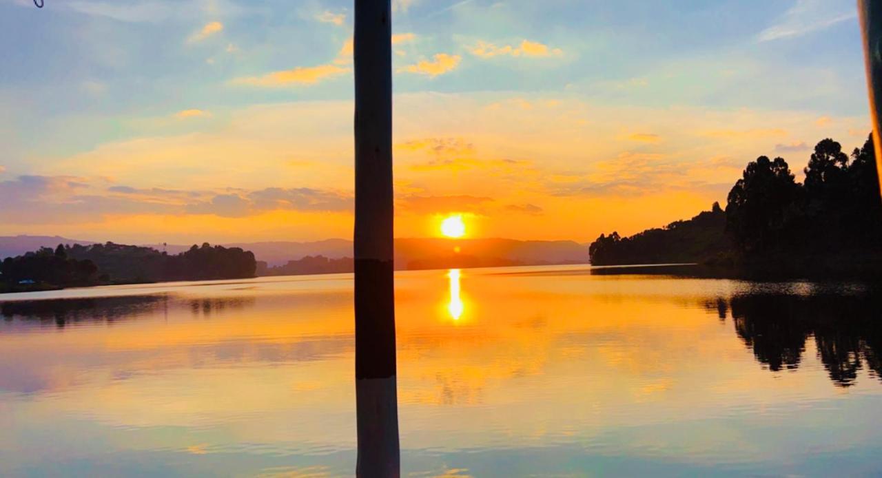 Lake Bunyonyi Rock Resort Kabale Экстерьер фото